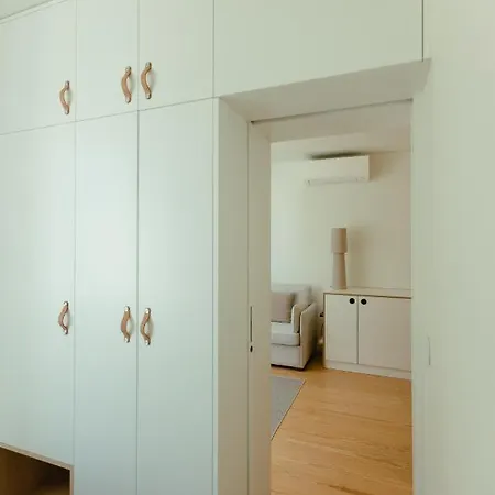 Apartment Trindade 19 - 2b Touriga Nacional Lisbon